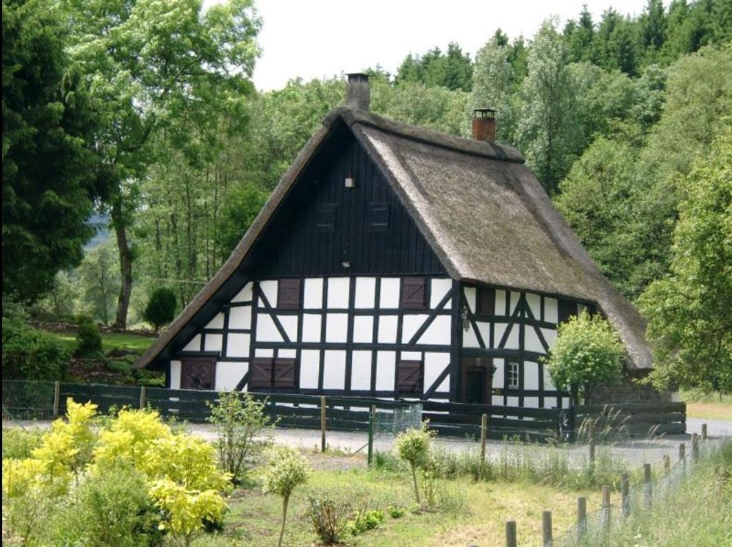 Ferienwohnung Fitness Entspannung Sauna Im Westerwald Derschen Extérieur photo
